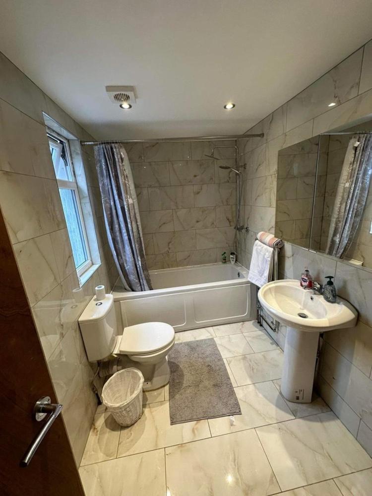 Appartamento Luton Town House Near Airport Esterno foto