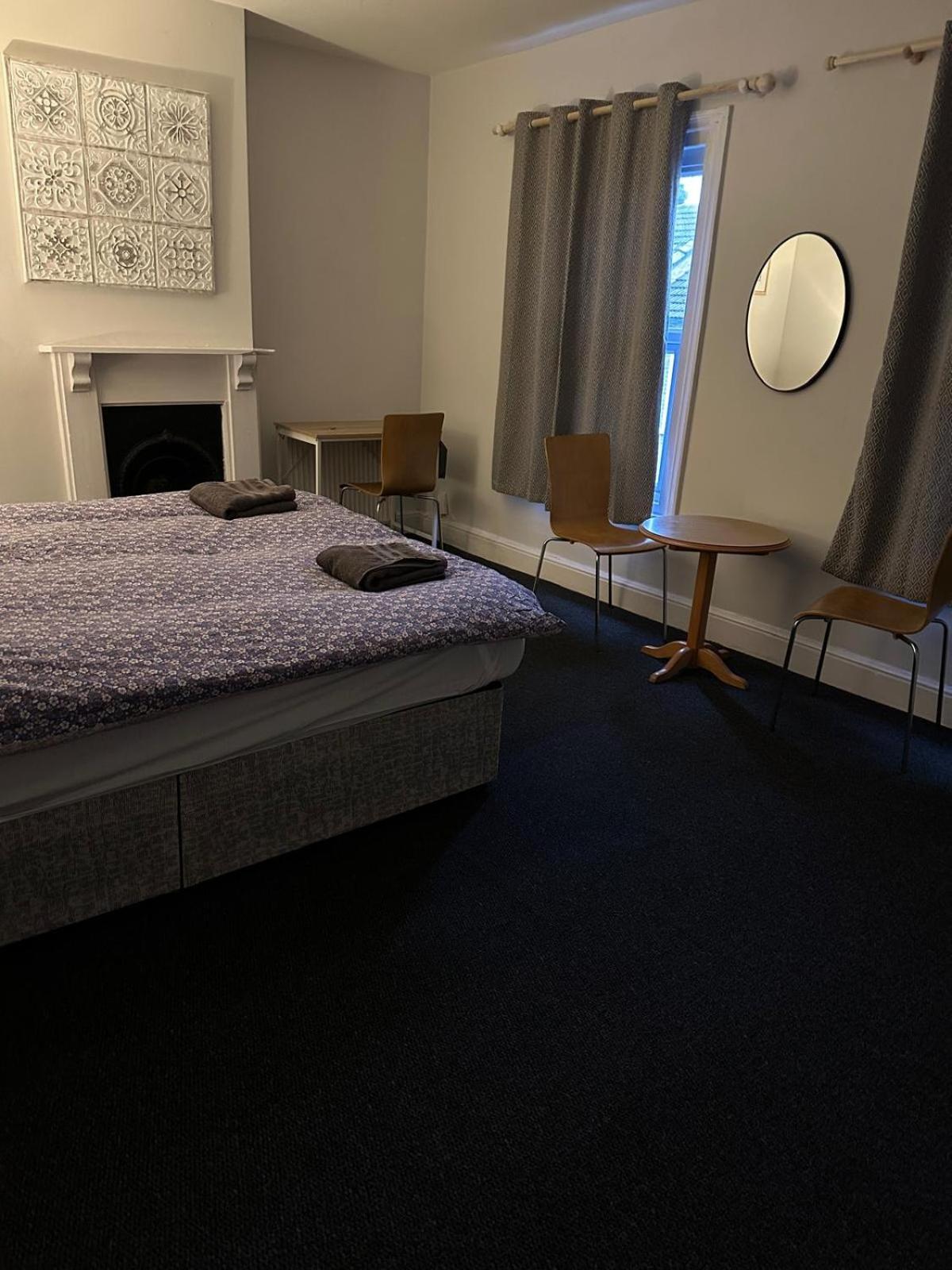 Appartamento Luton Town House Near Airport Esterno foto